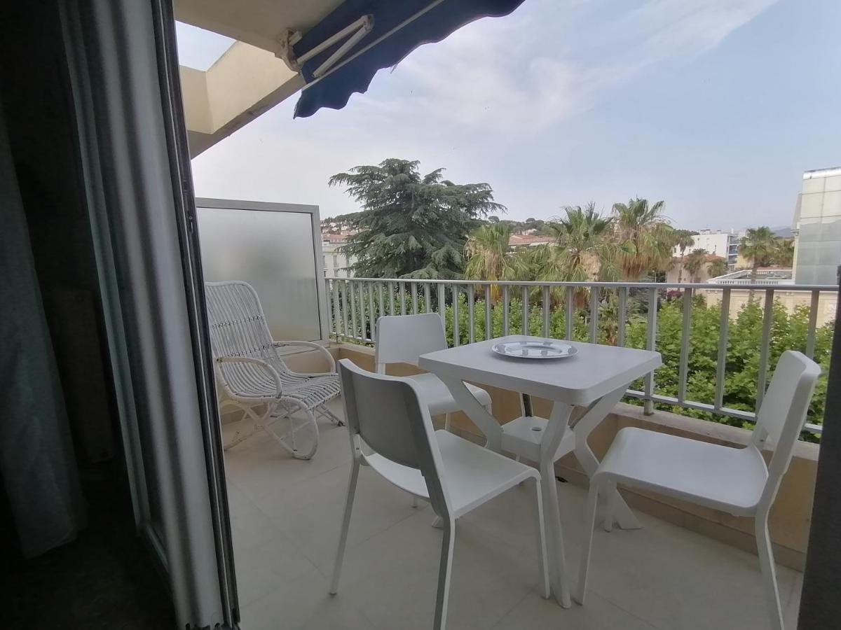 Residence L'Emilia Hyères Exteriér fotografie